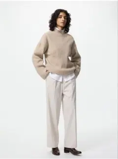 【未使用】UNIQLOユニクロ　タックワイドパンツ　ナチュラル　白　M