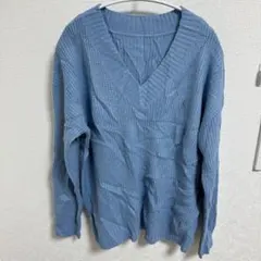 美品　青いVネック長袖ニットセーター