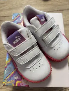 Puma トロールデザイン スニーカー ホワイト