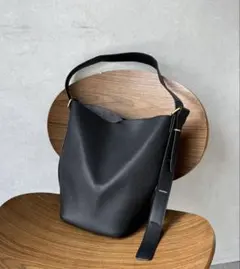 DouDou シボフェイクレザーソフトホーボーバッグ ブラック ショルダーバッグ