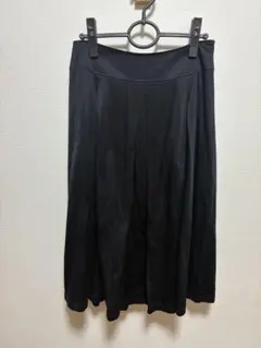 PINORE ブラック フレアスカート ひざ丈のサムネイル