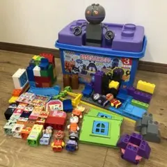 セール　アンパンマンブロックラボ　おおきなバイキン城とだだんだんブロックバケツ