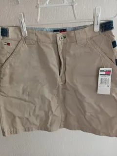 新品タグ付き　TOMMY HILFIGER トミーヒルフィガー ミニスカート16のサムネイル
