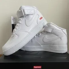 Supreme × Nike Air Force 1 Mid 