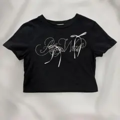 NICE CLAUP ビジューロゴ＆リボンTシャツ ブラック