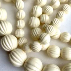 ハンドメイド用＊ビーズセット＊アイボリー リブ付きクリーム色 アクセサリーパーツ
