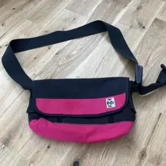 CHUMS ショルダーバッグ ブラック/ピンク