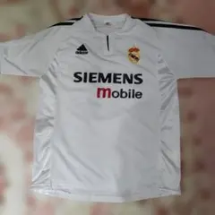 Real Madrid ユニフォーム R.CARLOS 3 レプリカのサムネイル