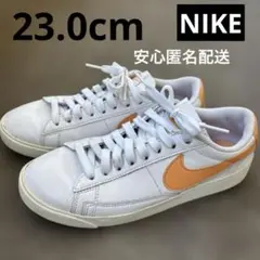 23.0cm NIKE ナイキスニーカー 白×オレンジ 状態良 安心匿名配送