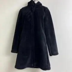 フリースパーカー