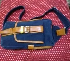 Item thumbnail for item b76ab018-41e7-4075-aa73-7cf9d67c685e