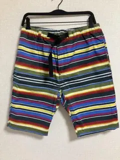 カラフルストライプショートパンツ　ベルト付き　ポケット付き　Mサイズ