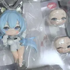 シ*ヌ様 勝利の女神:NIKKE　ニケ　デフォルメフィギュア　ヘルム