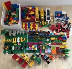 色分け済み】レゴ(LEGO) 大量バラパーツ 約3kgセット緑の基礎板5枚付き 