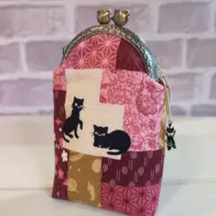 ハンドメイドがま口ポーチ　タバコケースなど　ネコチャーム付き