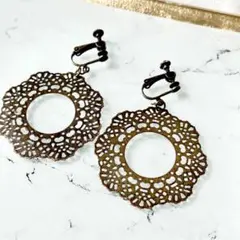 アンティーク風　レース　イヤリング　透かし　円　リング　ハンドメイド