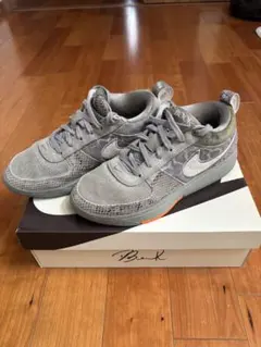 Item thumbnail for item 7c1b779d-fec9-4e34-8aeb-3f5bf198bc5f