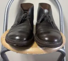 clarks ダークブラウン レザー チャッカブーツ