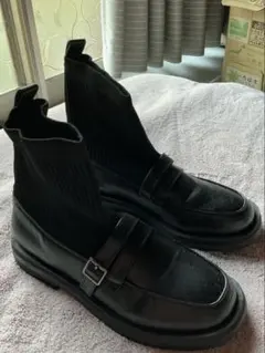 ブラックブーツ