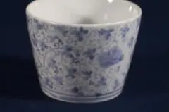 603　古伊万里染付全面花唐草蕎麦猪口　江戸中期　ほぼ完品。