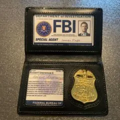 新品バイオハザード レクイエム DSO のバッジとレオン・S・ケネディID