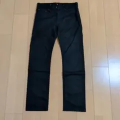 ブラックストレートデニムパンツ