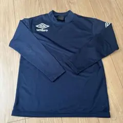【Umbro】ネイビー 長袖Tシャツ　140