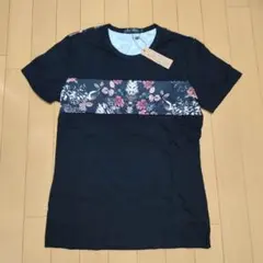 【新品】デザインTシャツ 黒 花柄 ボタニカル
