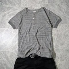 archive s/s tee henleyneck striped y2k