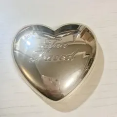 【廃盤】Too Faced ラブ ブライト ハイライターのサムネイル