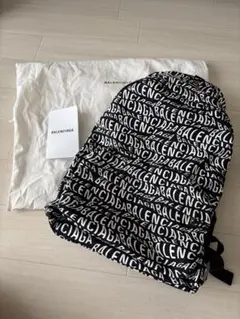 BALENCIAGA WHEEL BACKPACK ロゴ総柄 バックパックのサムネイル