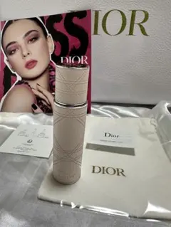 Dior 香水ボトル ピンク レザーアトマイザー美品ミニ巾着付