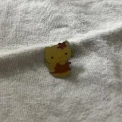キティピンバッジ