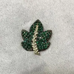 エメラルドグリーン ブローチ リーフ 葉っぱ ヴィンテージ
