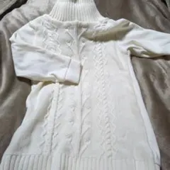 120センチ　白　タートルネック　裏起毛　長袖　ワンピース　子供