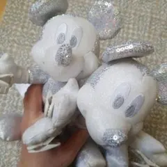 ディズニーシー20周年　ミッキーマウス　くっつきぬいぐみ２個　新品セットプラチナ