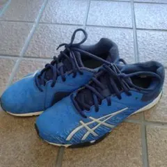 ASICS スニーカー 青ブルー紐靴24.5cm