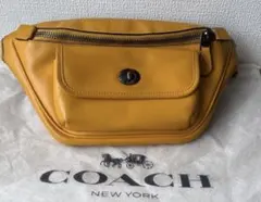 COACH レザー ボディバッグ ウエストポーチ イエローのサムネイル