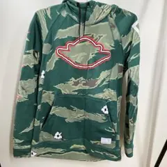 ☆希少☆NIKE AIR JORDANカモフラ　フラワー　フード付きパーカー