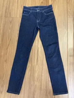 UNIQLO スキニーストレートデニム　23（58.5cm）