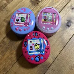 たまごっちチョコ缶　3種類