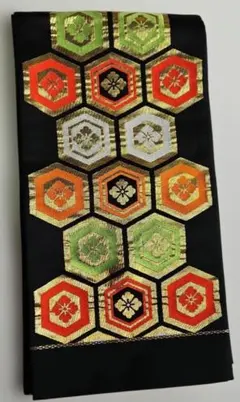 Item thumbnail for item 7573822c-b1ef-4f6a-8cc4-47cb66c3cd4c