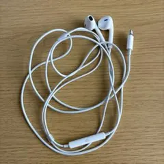 ホワイト 有線イヤホン Lightningコネクタ