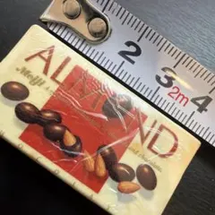 明治 アーモンドチョコレート 消しゴムのサムネイル
