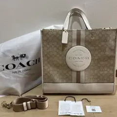 新品未使用COACH ベージュ トートバッグ ショルダーストラップ付き