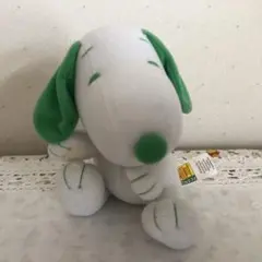 スヌーピーぬいぐるみ 緑