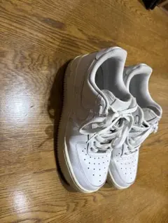 Nike Air Force 1 ホワイト スニーカー