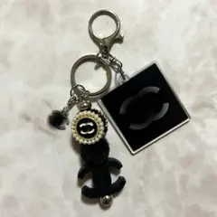 アクリルキーホルダー　ロゴ