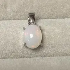 オパール ペンダントトップ ④
