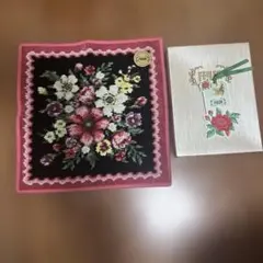 未使用品　FEILER 花柄 チェニール織 ハンカチ 約29cm